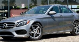 Clean 2015 Mercedes-Benz C400