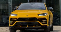 2020 Lamborghini Urus Giallo Auge