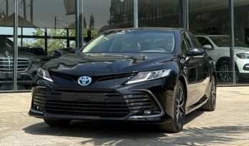 Brand New 2023 Toyota Camry GLE Hybrid full