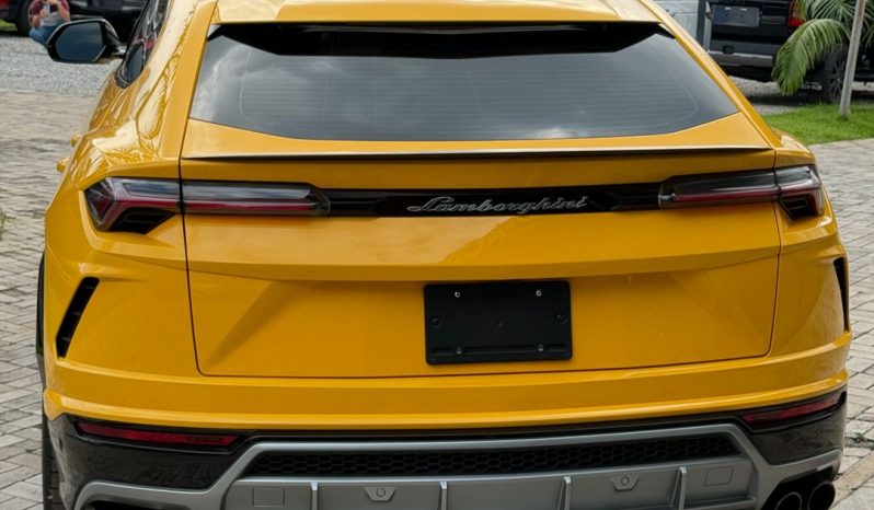 2020 Lamborghini Urus Giallo Auge full