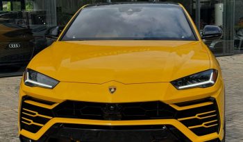 2020 Lamborghini Urus Giallo Auge full