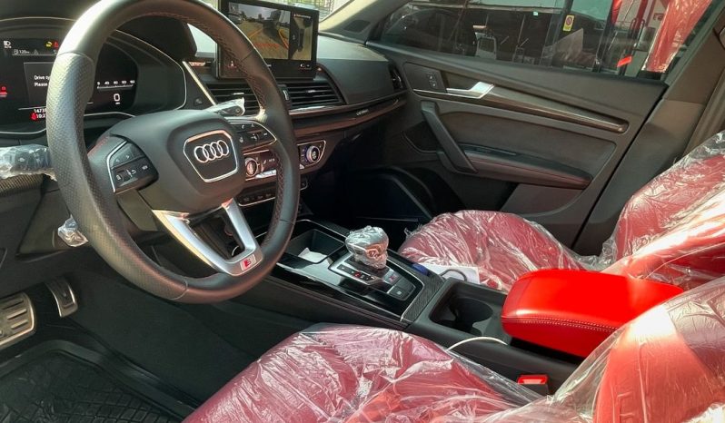 2023 Audi SQ5 full