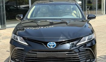 Brand New 2023 Toyota Camry GLE Hybrid full