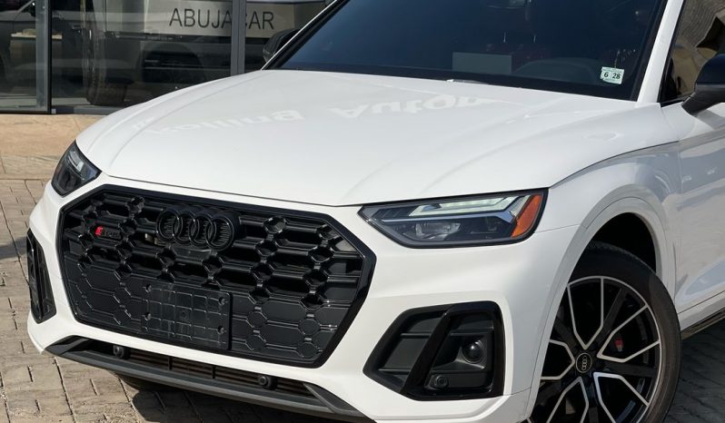 2023 Audi SQ5 full