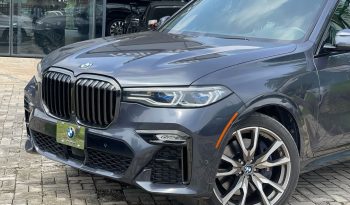 Clean 2021 BMW X7 M50i full