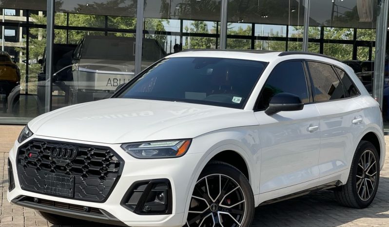 2023 Audi SQ5 full