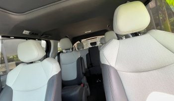 Clean Foreign Used 2021 Toyota Sienna XSE Hybrid full