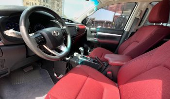 Clean Foreign Used 2020 Toyota Hilux SR5 V6 full