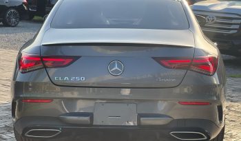 Clean Foreign Used 2022 Mercedes Benz CLA250 full