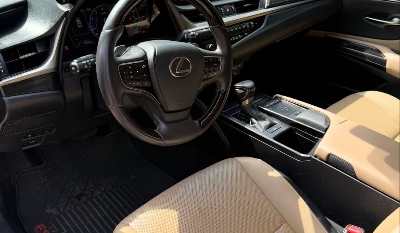 Black 2019 Lexus ES350 full