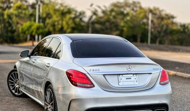 Clean Foreign Used 2015 Mercedes Benz C300 4Matic full