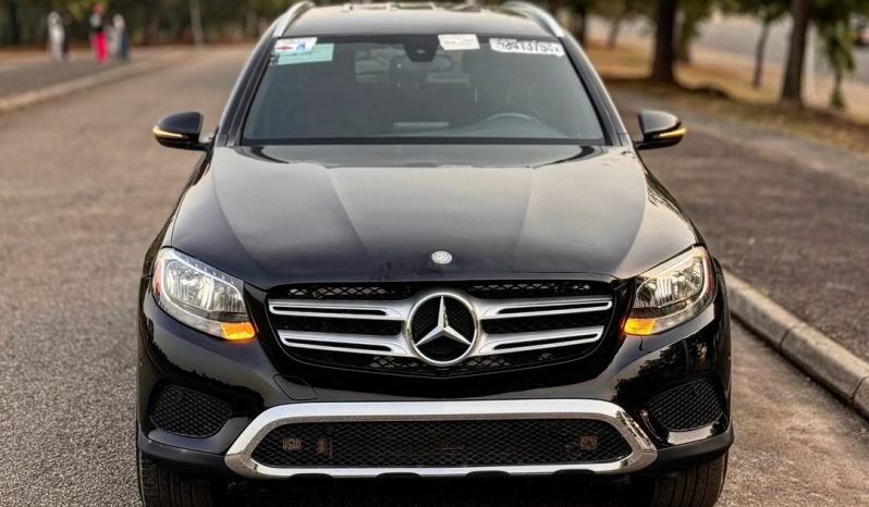 Foreign Used 2017 Mercedes Benz GLC300 full