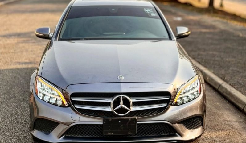 Foreign Used 2021 Mercedes Benz C300 full